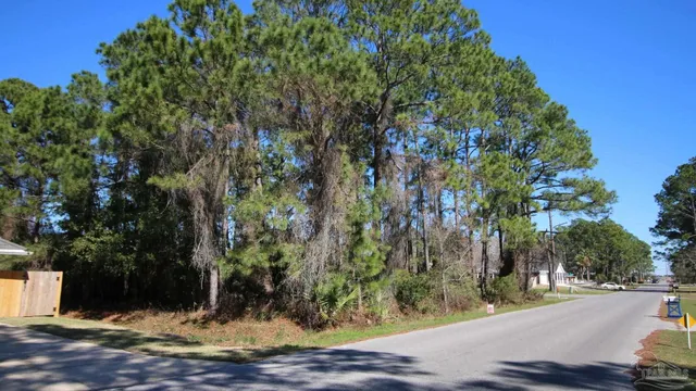 $202,000 | 3212 Duke Drive, Gulf Breeze, FL 32563