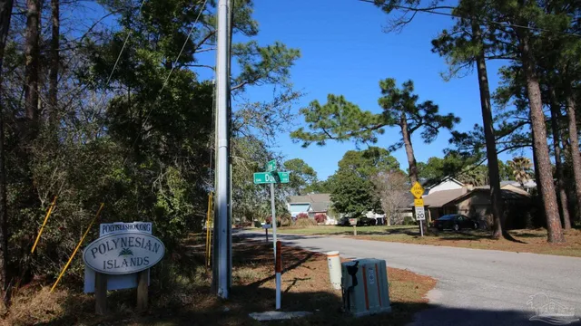 $202,000 | 3212 Duke Drive, Gulf Breeze, FL 32563