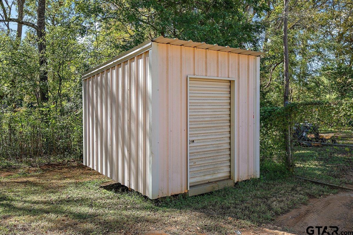 28524 Highway 69 Rusk, TX 75785 - Photo 15 of 17