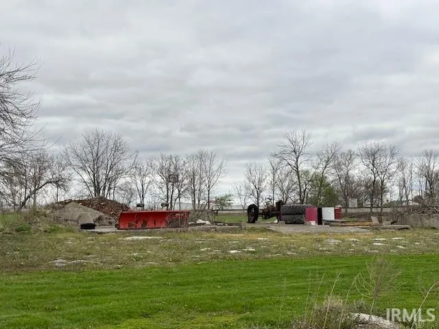 $99,900 | 105 South Old US Highway 41, Boswell, IN 47921