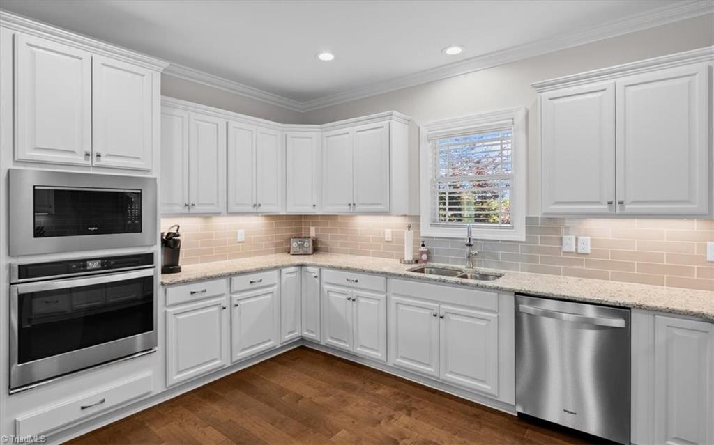 5403 Sicily Street Oak Ridge, NC 27310 - Photo 14 of 49