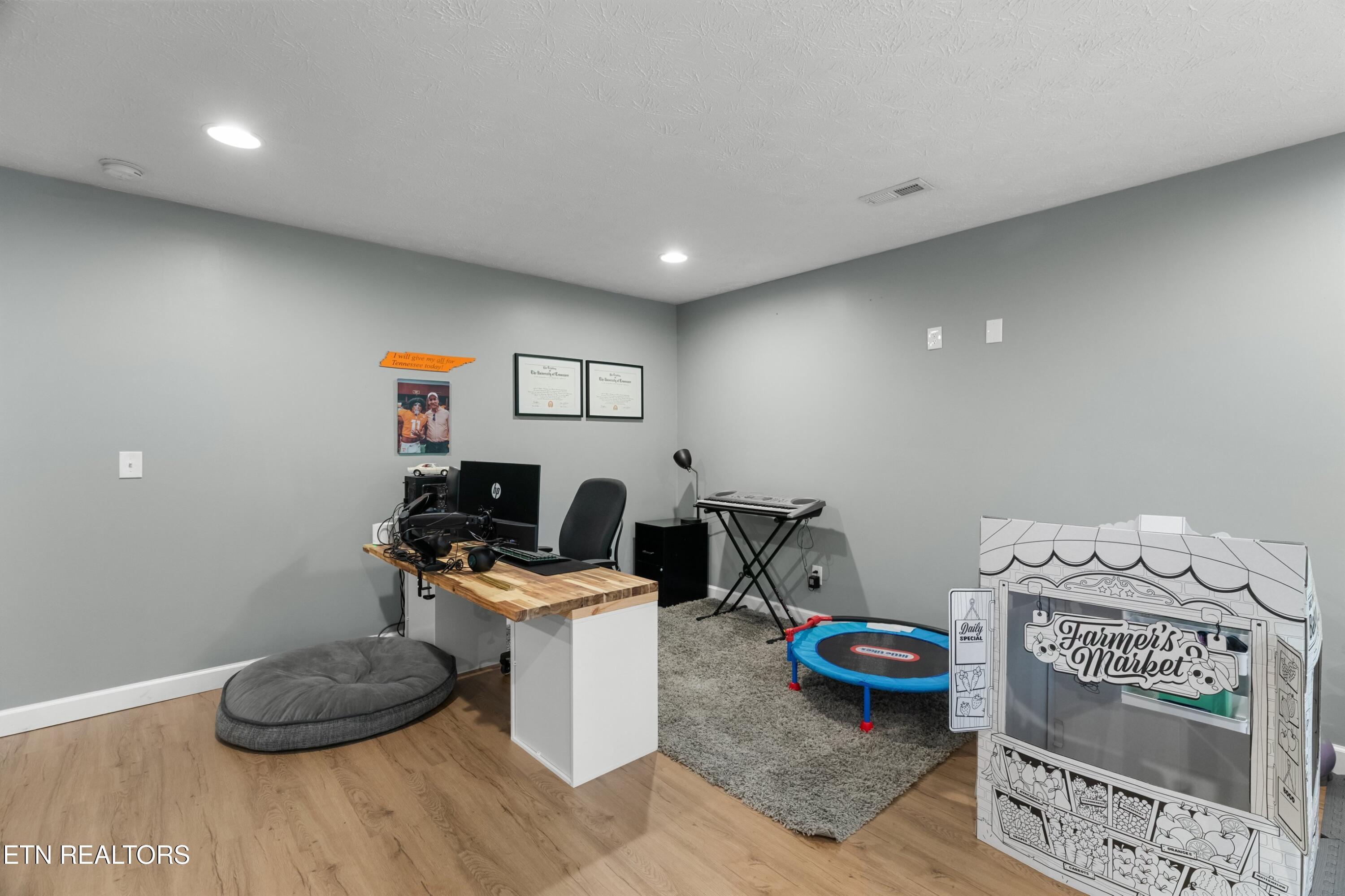 551 Kearney Road New Market, TN 37820 - Photo 35 of 41 020-551KearneyRoad-NewMarket-TN-37820-SM