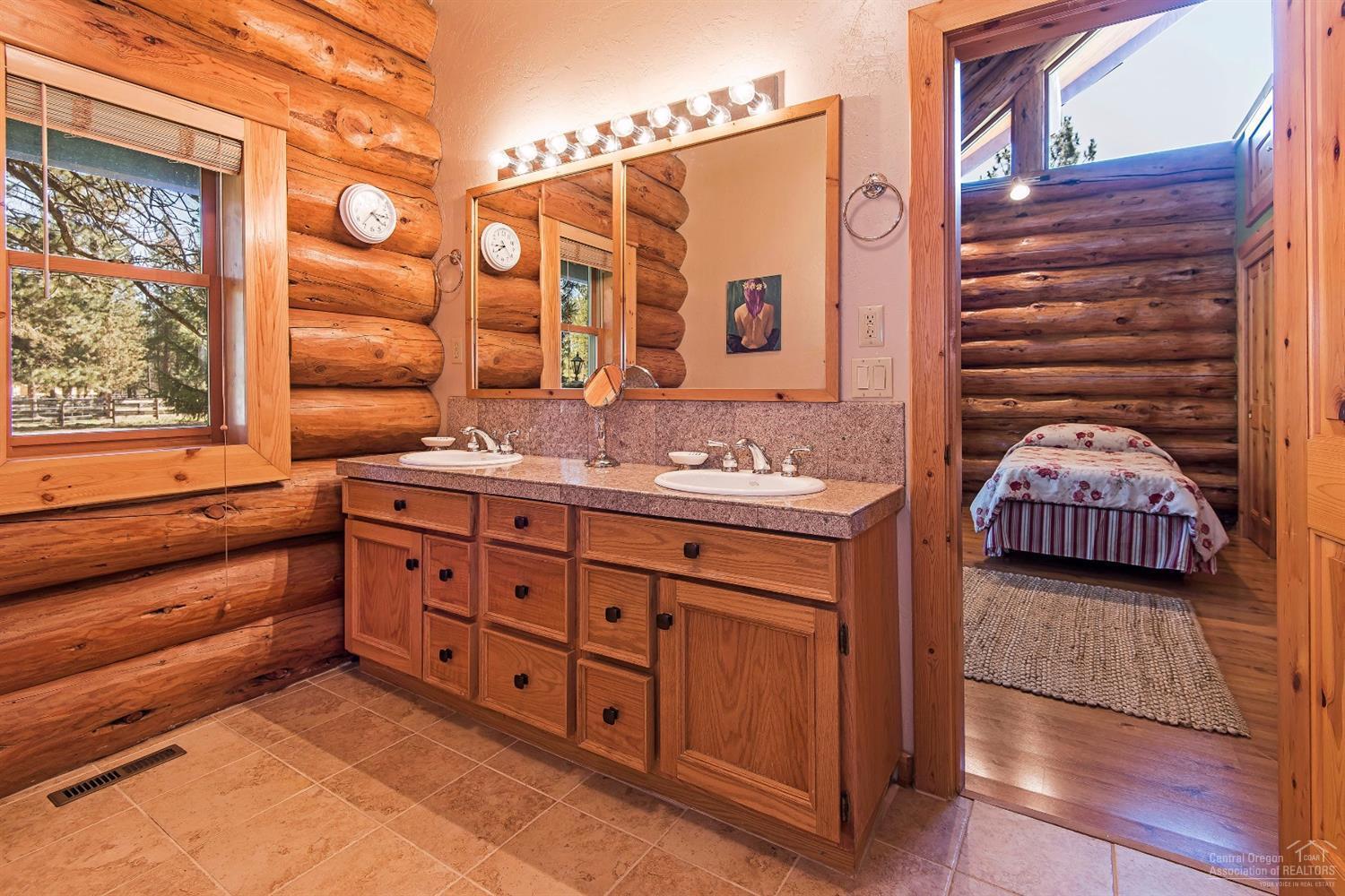 15770 Trapper Point Road Sisters, OR 97759 - Photo 12 of 25 Additional Photo