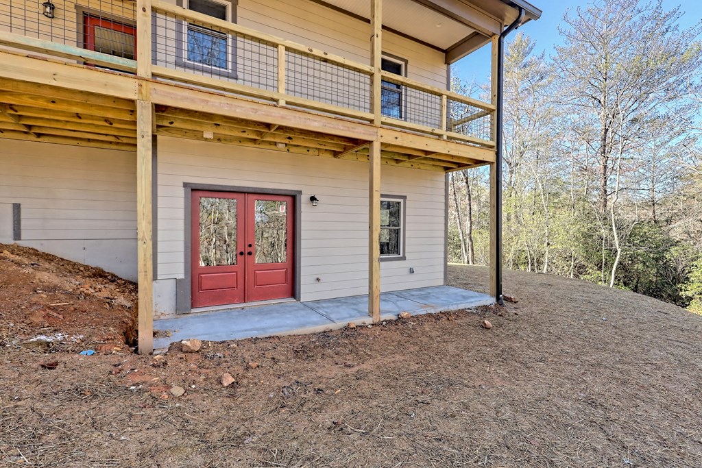 73 Cricket Lane Warne, NC 28909 - Photo 4 of 82 Virtually Staged - Family Room