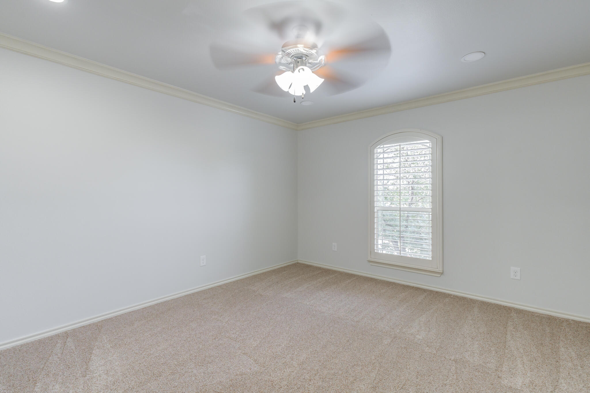 11110 Detroit Avenue Lubbock, TX 79423 - Photo 47 of 54 wooden floor in an empty room with a window