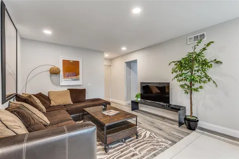 $245,000 | 5818 East University Boulevard, Unit 236, Dallas, TX 75206