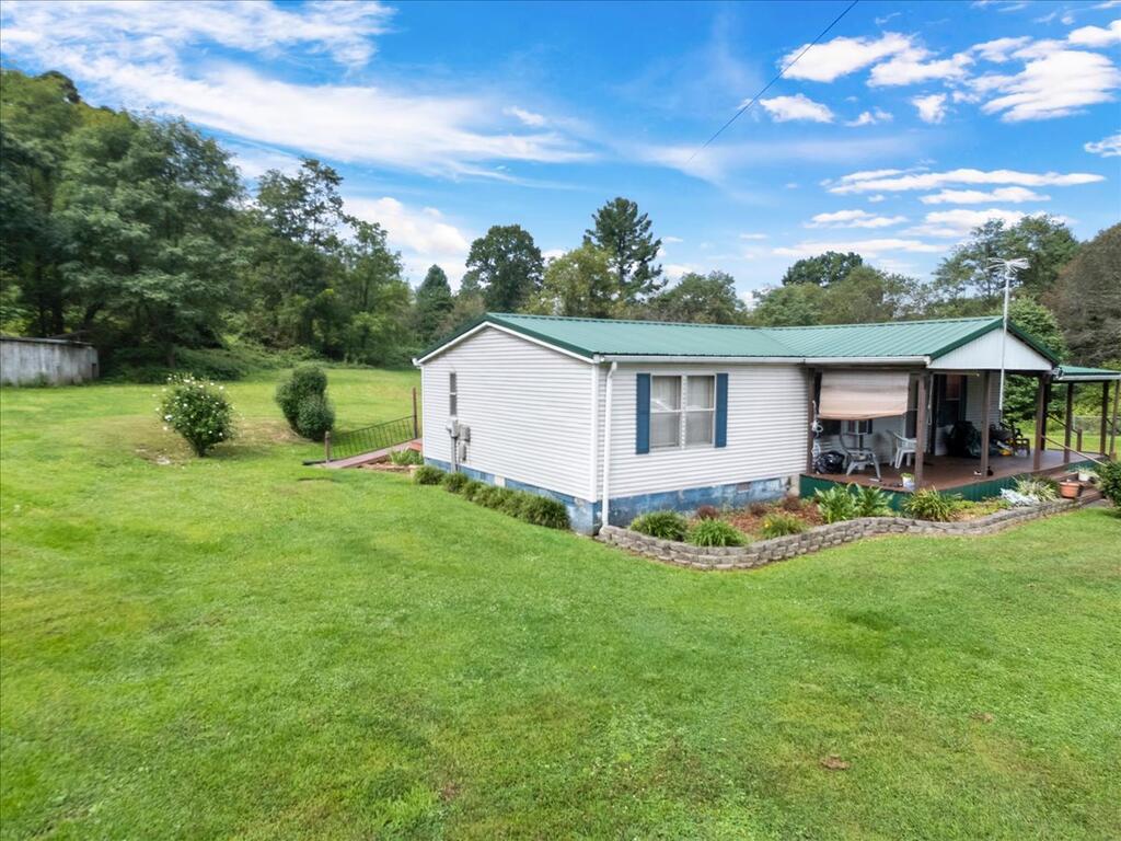 181 Earles Road Rural Retreat, VA 24368 - Photo 34 of 39 Gallery Image 34