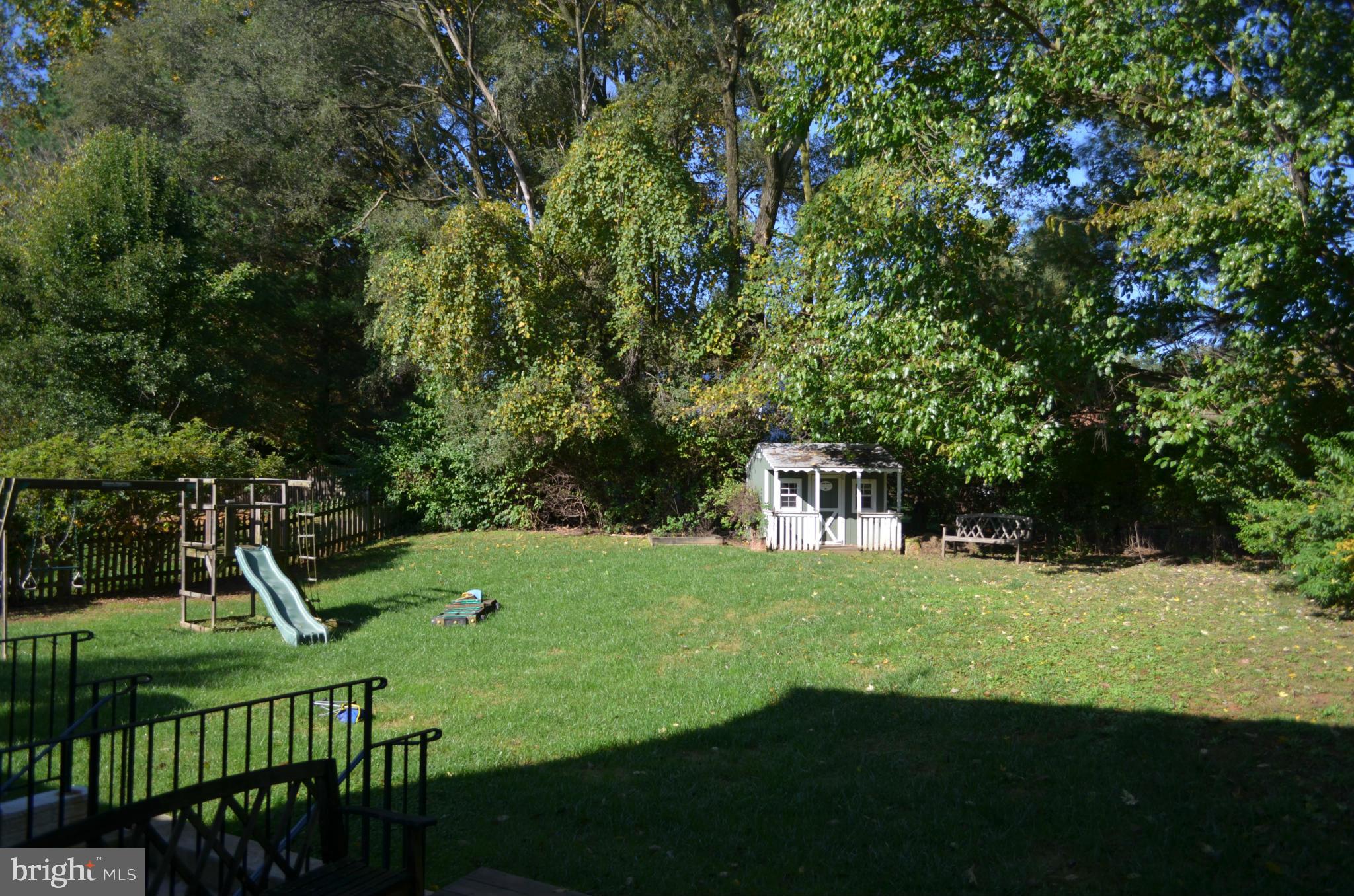 13803 Rockingham Road Germantown, MD 20874 - Photo 18 of 18 View of Back Yard