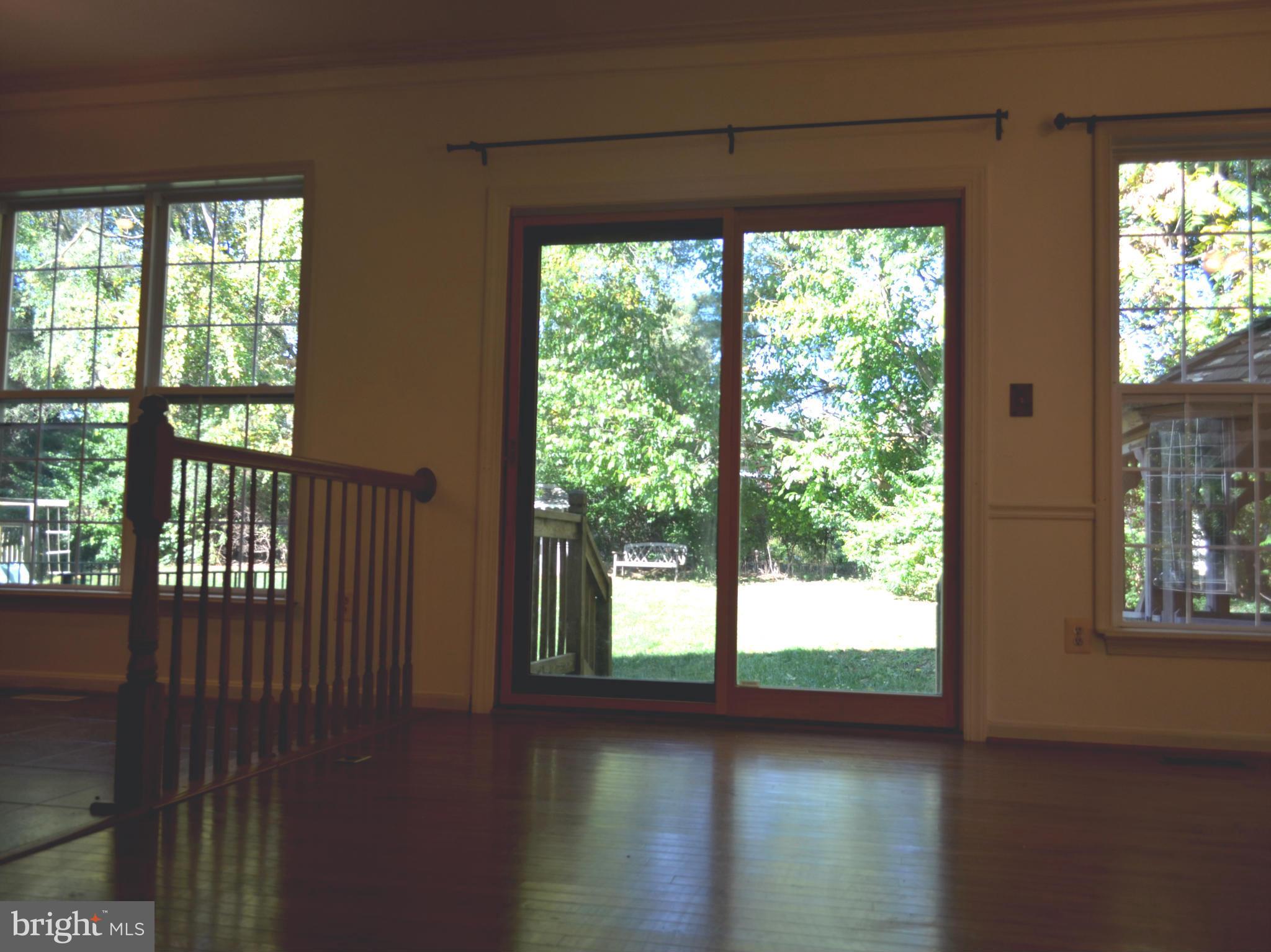13803 Rockingham Road Germantown, MD 20874 - Photo 9 of 18 Interior (General)