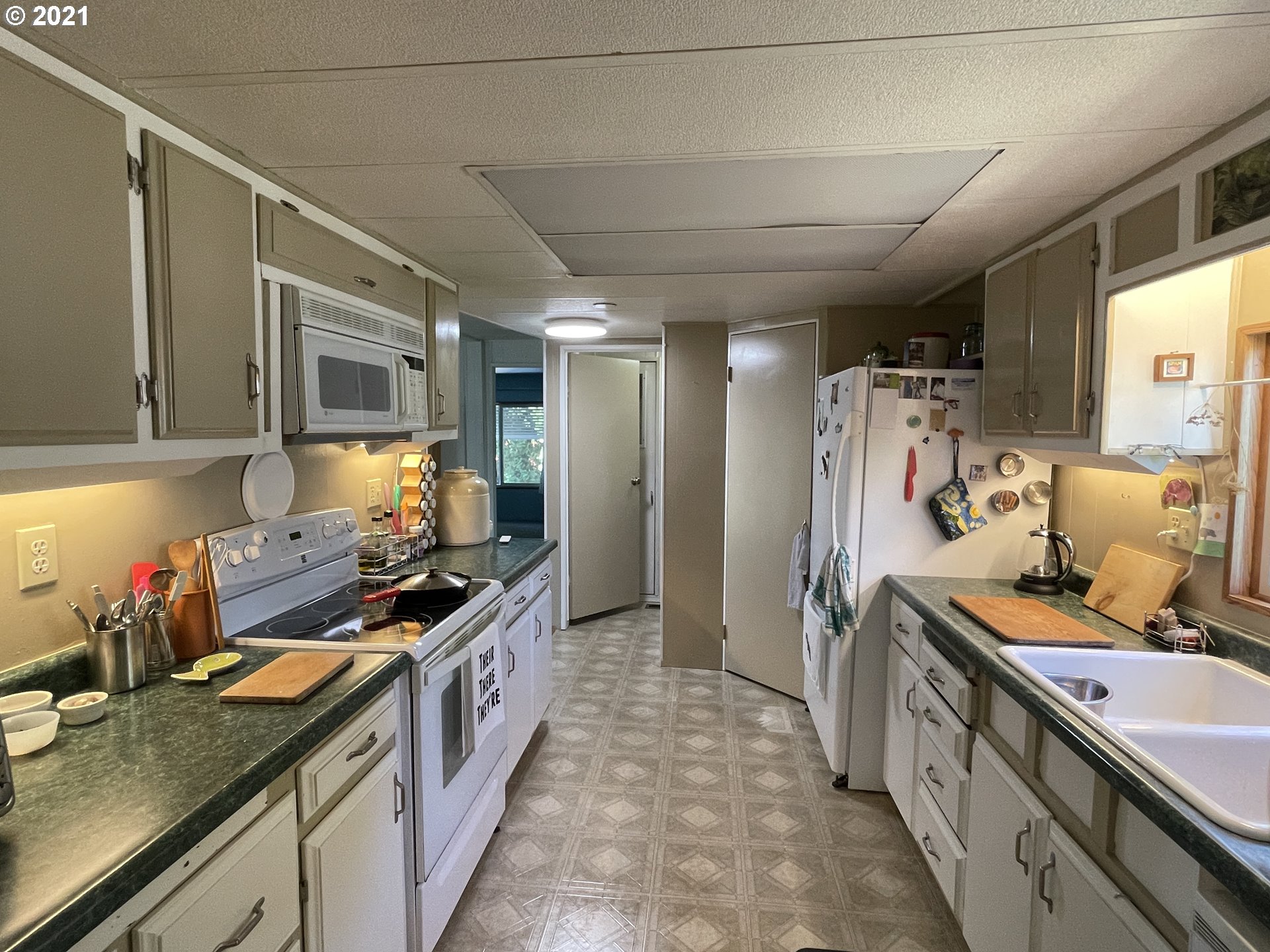 39202 Camp Creek Road, Unit 10 Springfield, OR 97478 - Photo 6 of 28