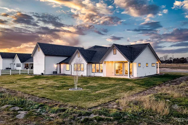 $1,059,000 | 15361 Juniperwood Drive, Caldwell, ID 83607