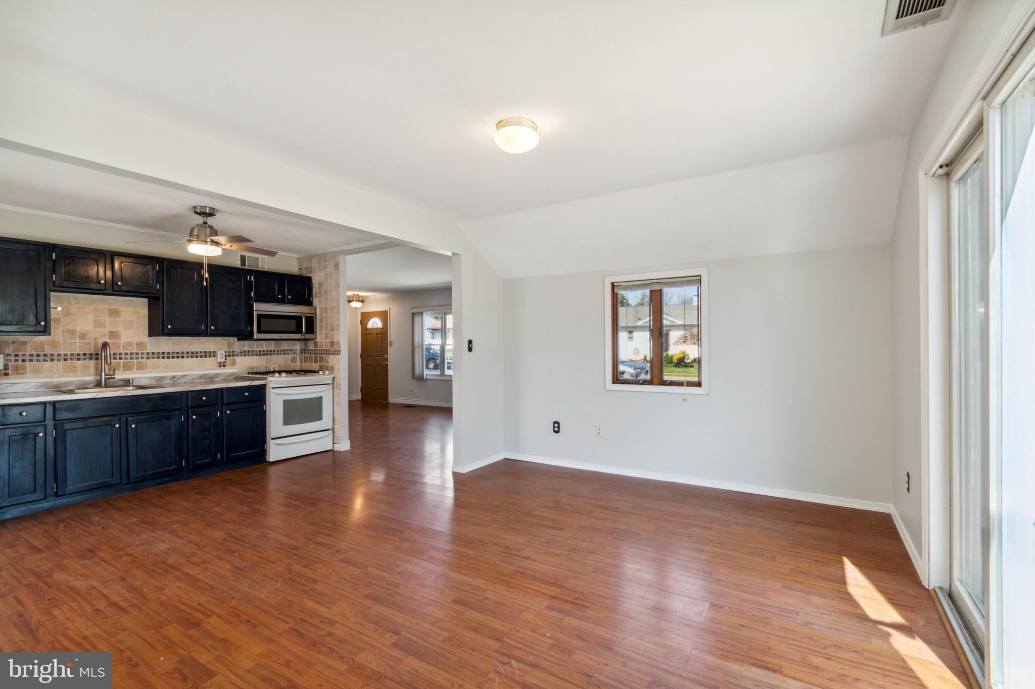 338 Doone Road Fairless Hills, PA 19030 - Photo 8 of 15 Gallery Image 8