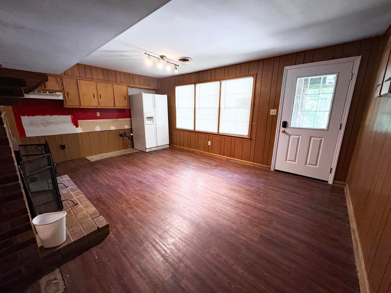 3341 Clare Road Franklin, KY 42134 - Photo 5 of 36 Gallery Image 5