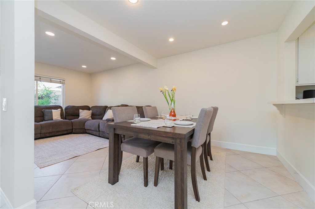 47 Fox Irvine, CA 92614 - Photo 5 of 26