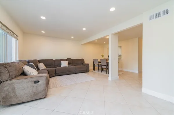 $949,000 | 47 Fox, Irvine, CA 92614