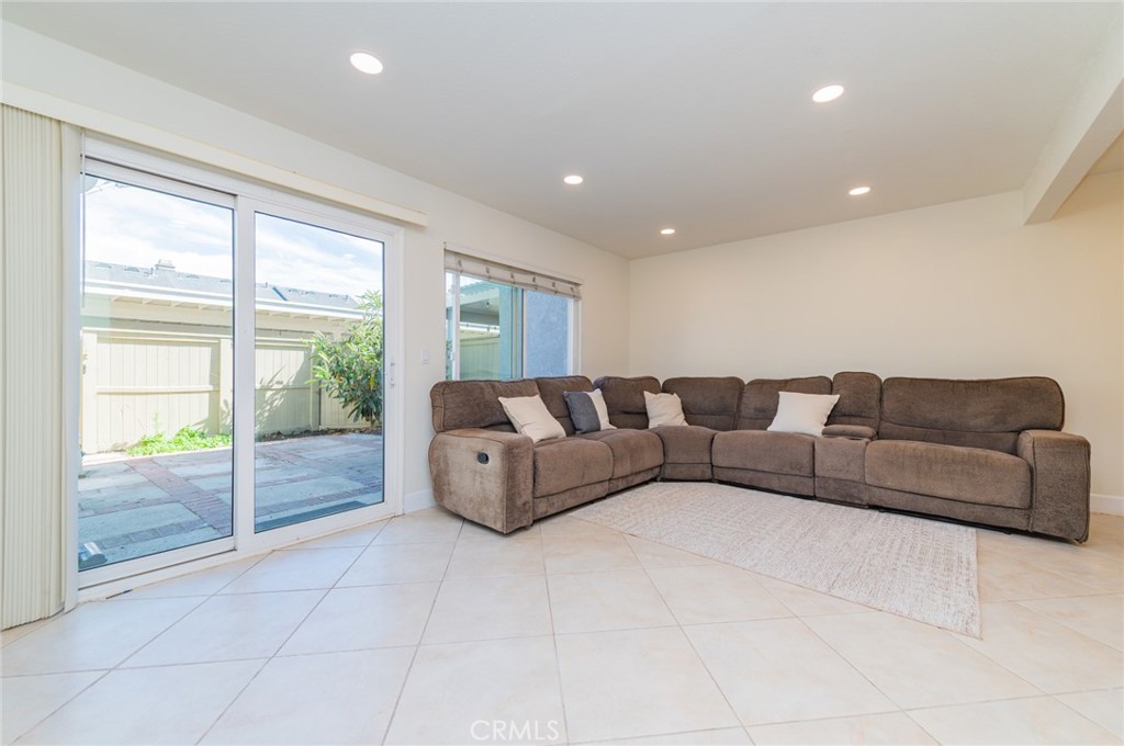 47 Fox Irvine, CA 92614 - Photo 9 of 26