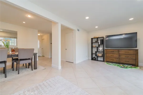 $949,000 | 47 Fox, Irvine, CA 92614
