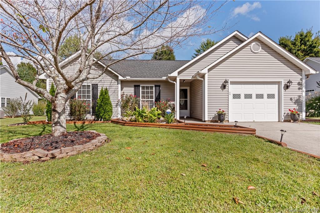 85 English Oak Road Fletcher, NC 28732 - Photo 2 of 35