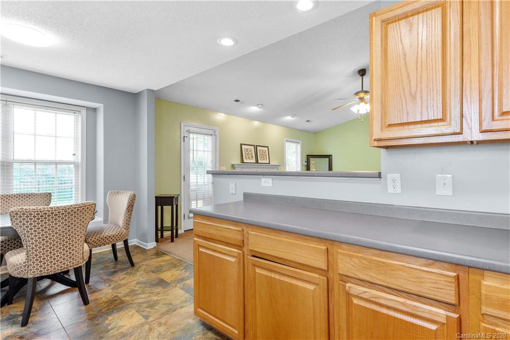 85 English Oak Road Fletcher, NC 28732 - Photo 14 of 35