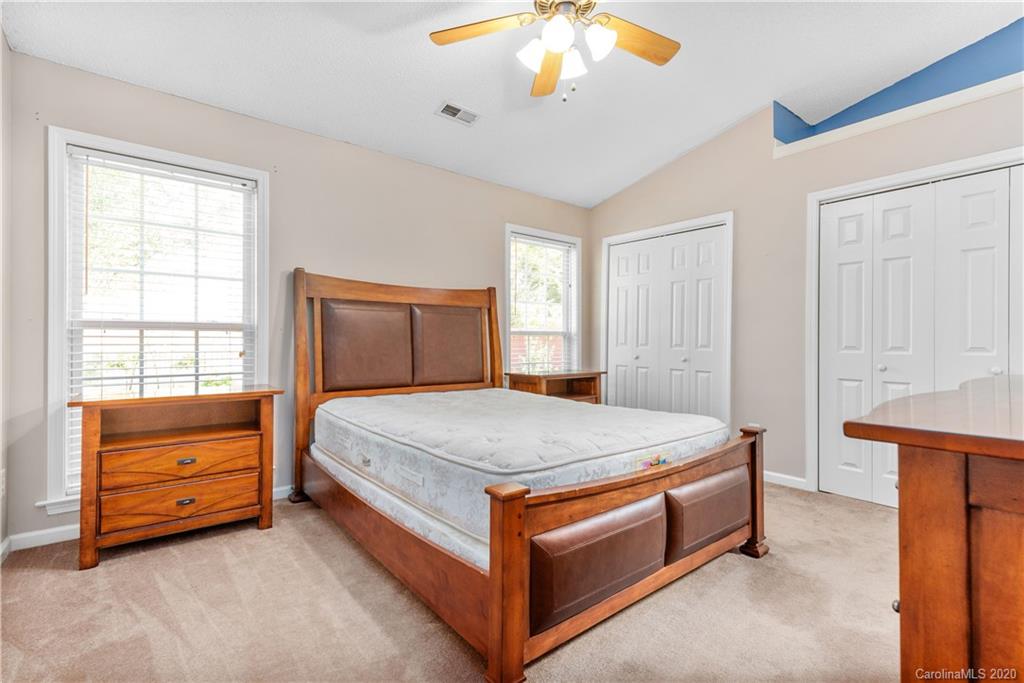 85 English Oak Road Fletcher, NC 28732 - Photo 16 of 35