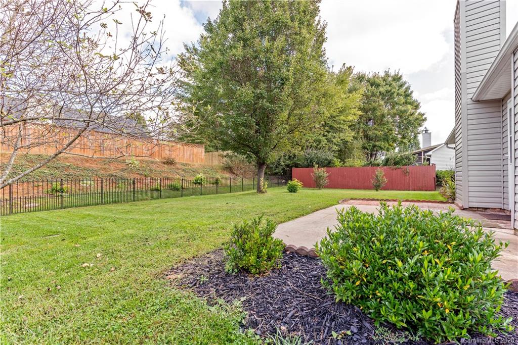 85 English Oak Road Fletcher, NC 28732 - Photo 29 of 35