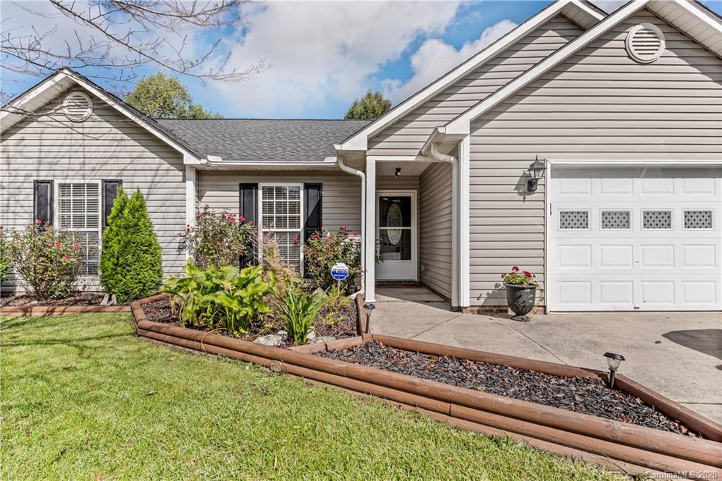 85 English Oak Road Fletcher, NC 28732 - Photo 4 of 35