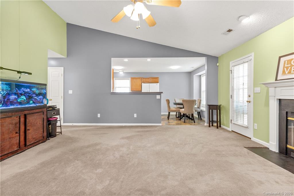 85 English Oak Road Fletcher, NC 28732 - Photo 7 of 35