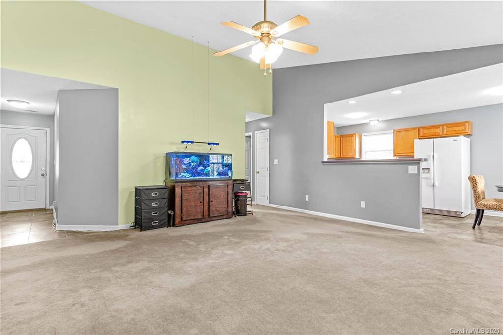 85 English Oak Road Fletcher, NC 28732 - Photo 8 of 35
