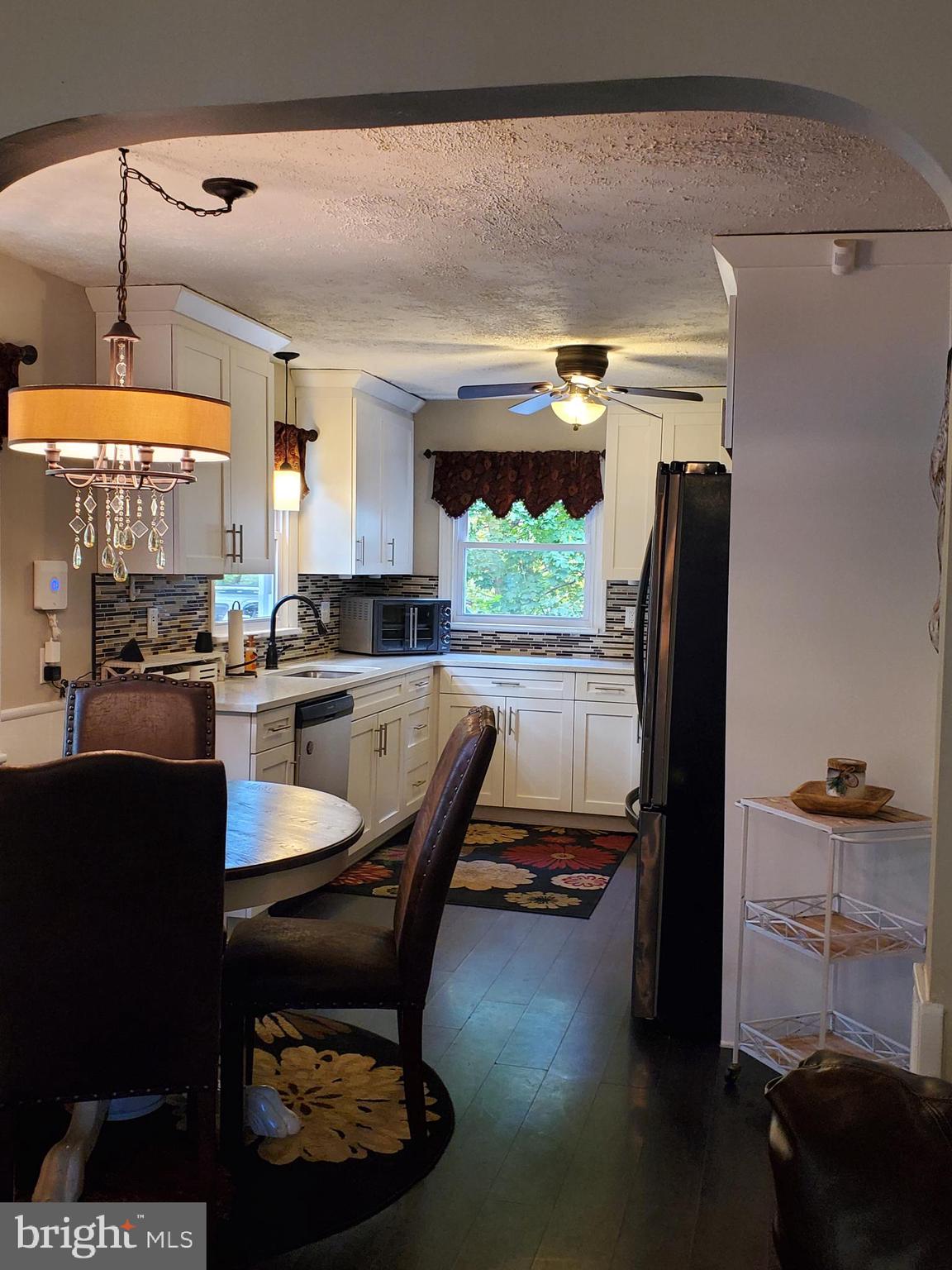 335 Brough Road Abbottstown, PA 17301 - Photo 24 of 60 Dining/Kitchen