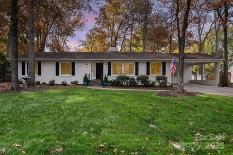 $785,000 | 1018 Shady Bluff Drive, Charlotte, NC 28211