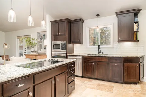 $785,000 | 1018 Shady Bluff Drive, Charlotte, NC 28211