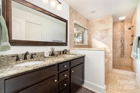 $785,000 | 1018 Shady Bluff Drive, Charlotte, NC 28211