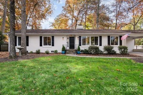 $785,000 | 1018 Shady Bluff Drive, Charlotte, NC 28211