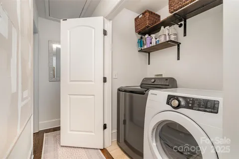 $785,000 | 1018 Shady Bluff Drive, Charlotte, NC 28211