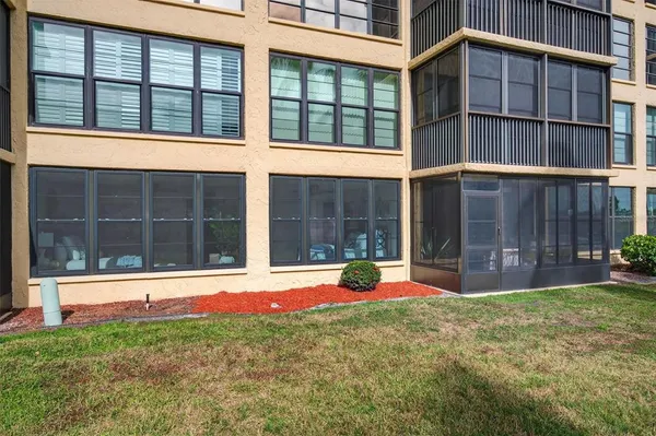 $4,750 | 19701 Gulf Boulevard, Unit 120, Indian Shores, FL 33785