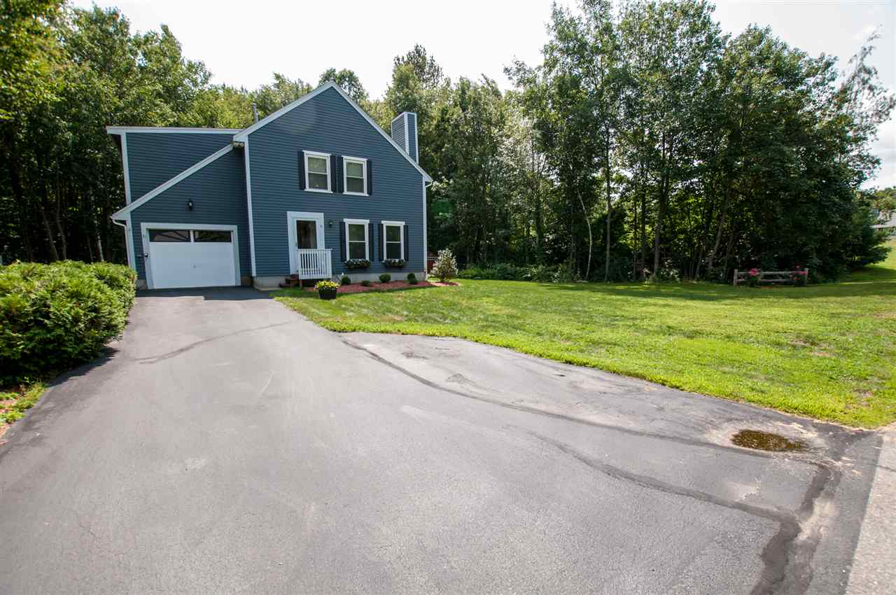 31 Wright Road Derry, NH 03038 - Photo 3 of 24
