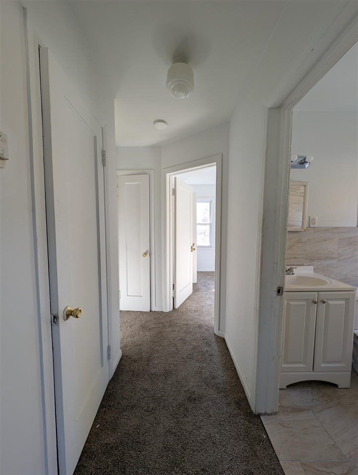 305 South South Street Rochester, MI 48307 - Photo 7 of 16