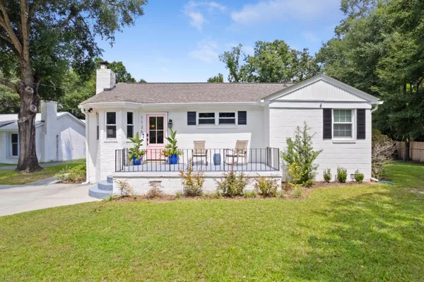 $6,800 | 1126 Pleasant Pines Street, Mount Pleasant, SC 29464