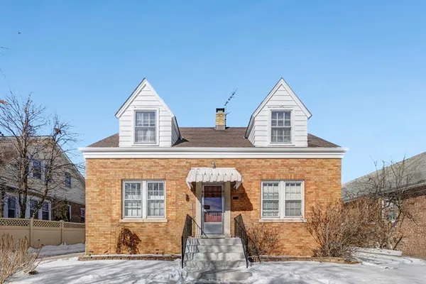 $599,000 | 6550 West Ebinger Drive, Niles, IL 60714