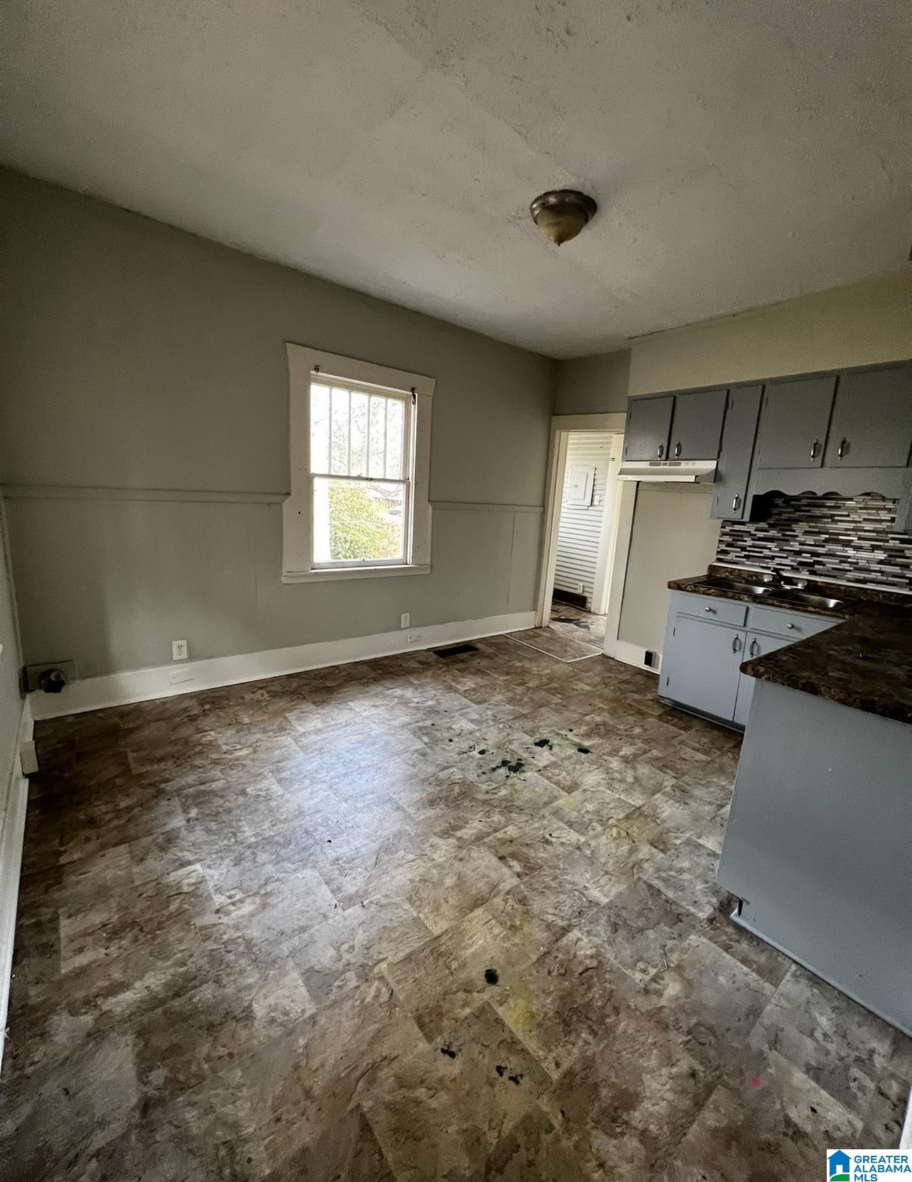 2340 22nd Street Southwest Birmingham, AL 35208 - Photo 6 of 14