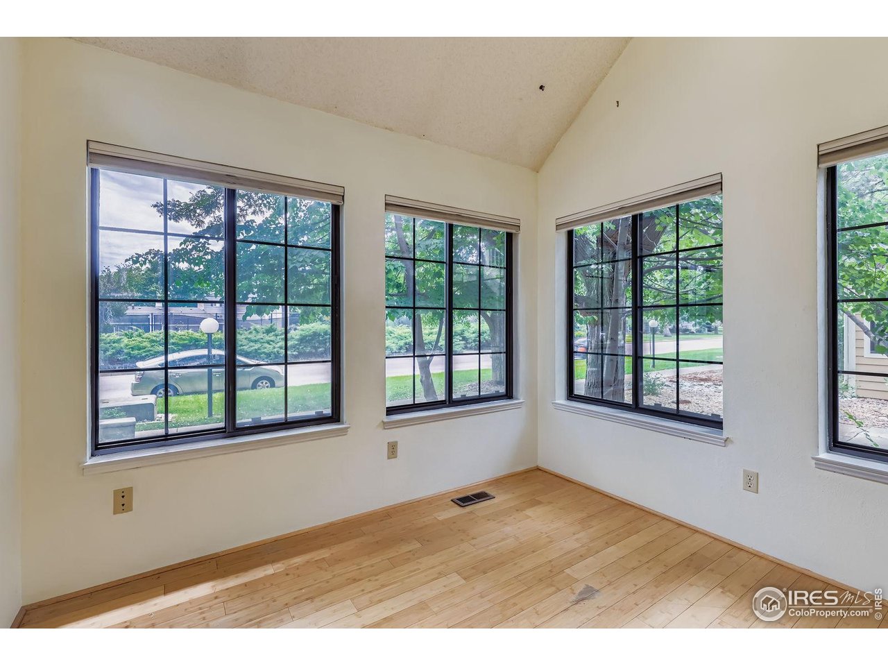 4767 White Rock Circle, Unit D Boulder, CO 80301 - Photo 27 of 41 a view of an empty room with a window