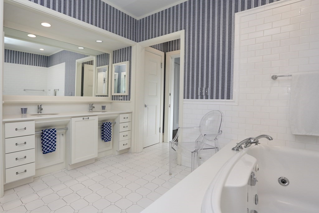 81 Lincoln Road Lincoln, MA 01773 - Photo 26 of 35