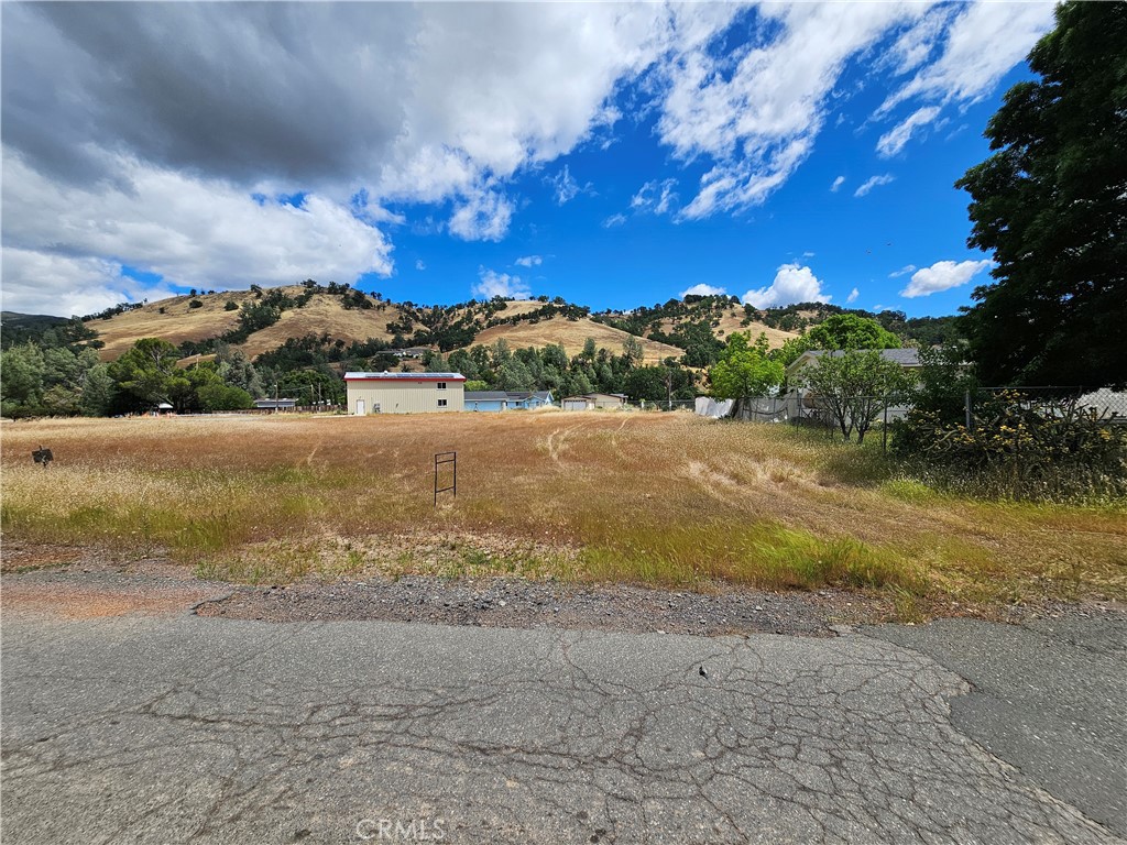 3144 Spring Valley Road Clearlake Oaks, CA 95423 - Photo 4 of 9