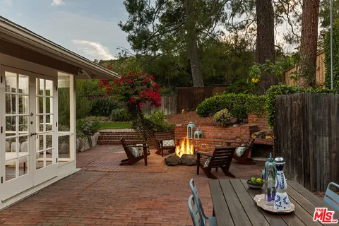 $1,595,000 | 1535 Scenic Drive, Pasadena, CA 91103