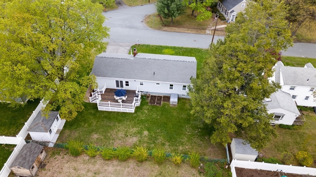 18 Lodge Road Natick, MA 01760 - Photo 4 of 32 Gallery Image 4