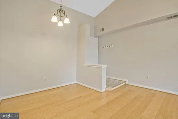 $2,200 | 6915 Victoria Drive, Unit K, Alexandria, VA 22310