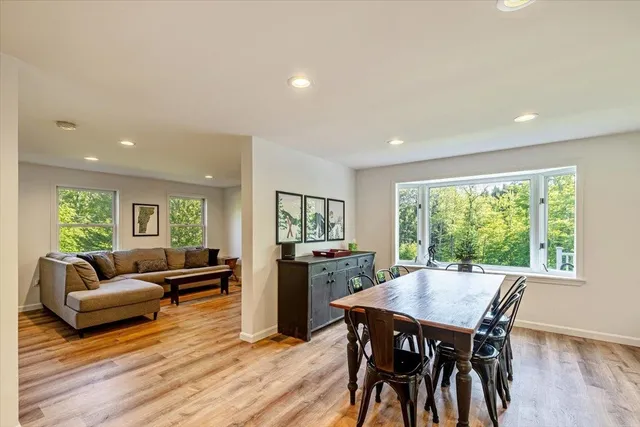 $1,090,000 | 165 Golf Course Road, Warren, VT 05674