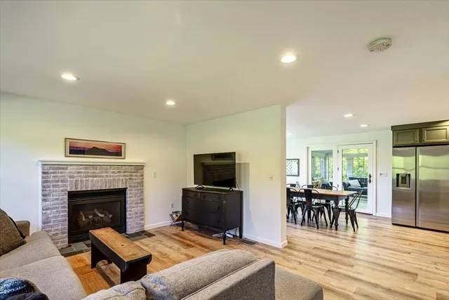 $1,090,000 | 165 Golf Course Road, Warren, VT 05674