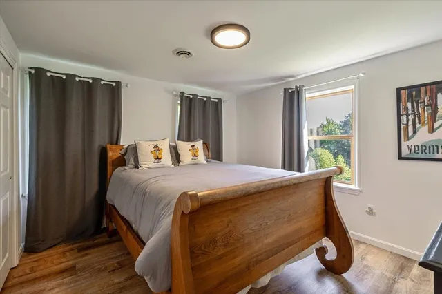 $1,090,000 | 165 Golf Course Road, Warren, VT 05674