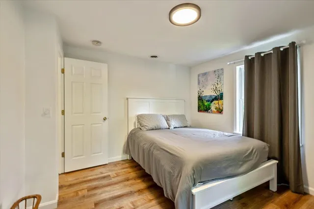 $1,090,000 | 165 Golf Course Road, Warren, VT 05674